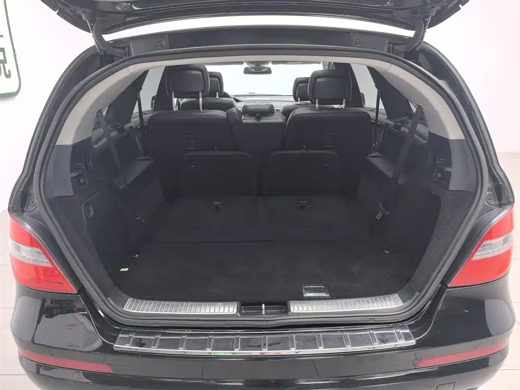 Mercedes-Benz R-Class 2017 R 320 4MATIC Business Collector's Edition фото 16