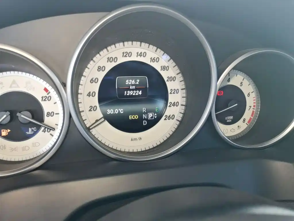 Mercedes-Benz E-Class (Import) 2014 E 260 Coupe фото 12