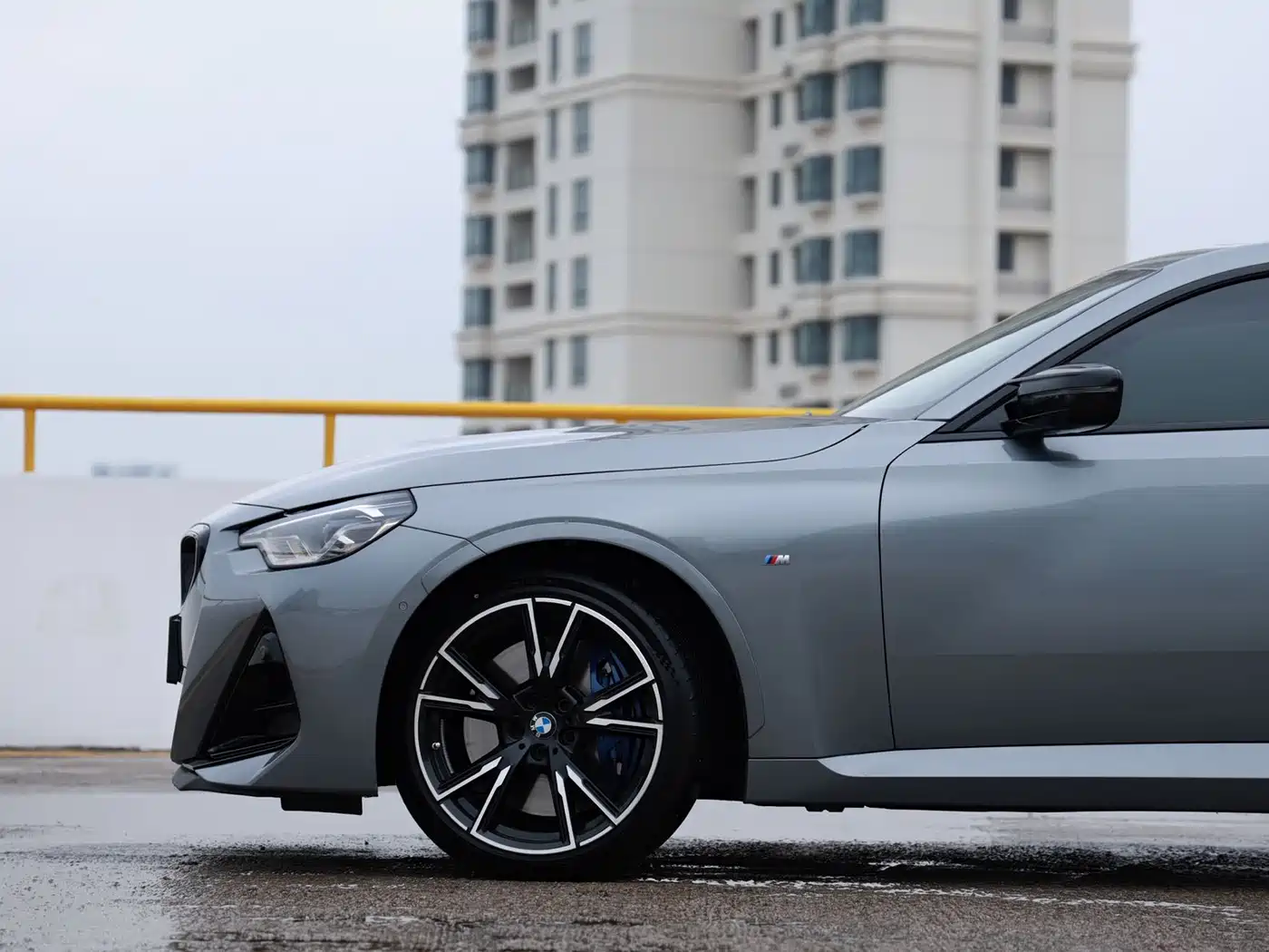 BMW M240I