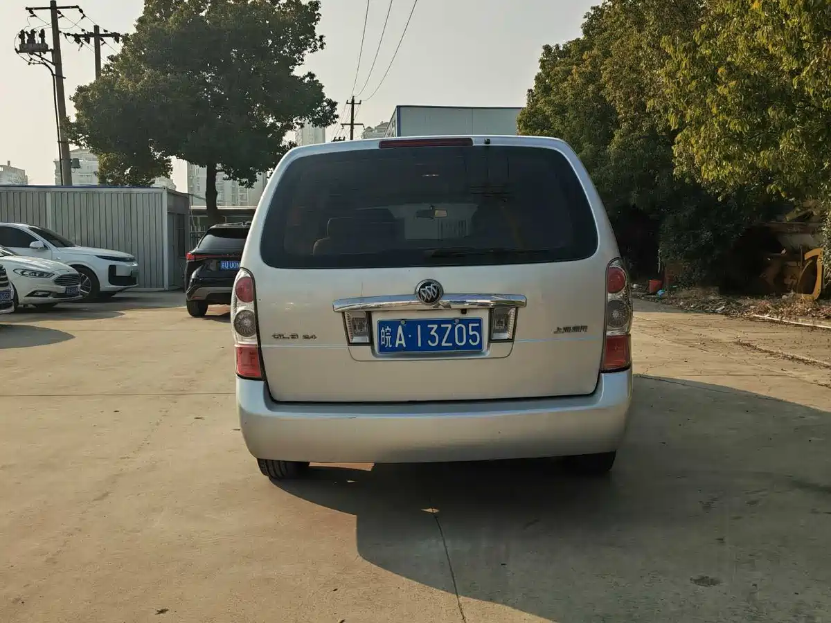 Buick GL8 2013 2.4L Classic фото 8