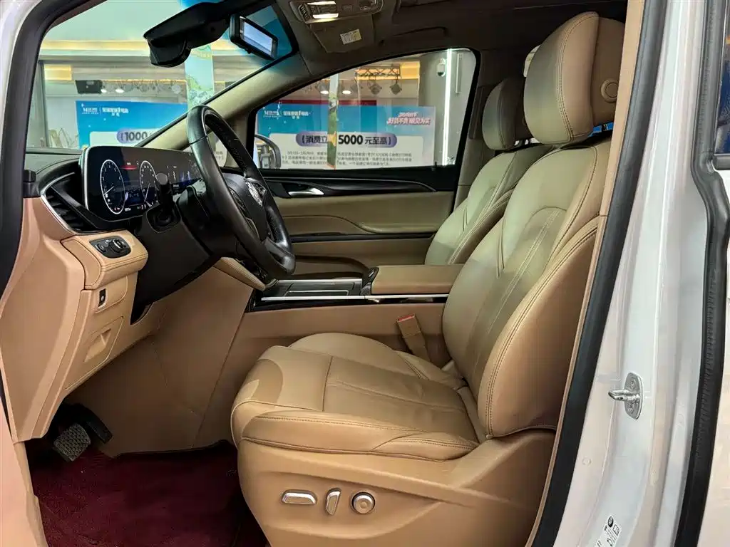 Buick GL8 2021 ES Landlord 653T Luxury фото 4