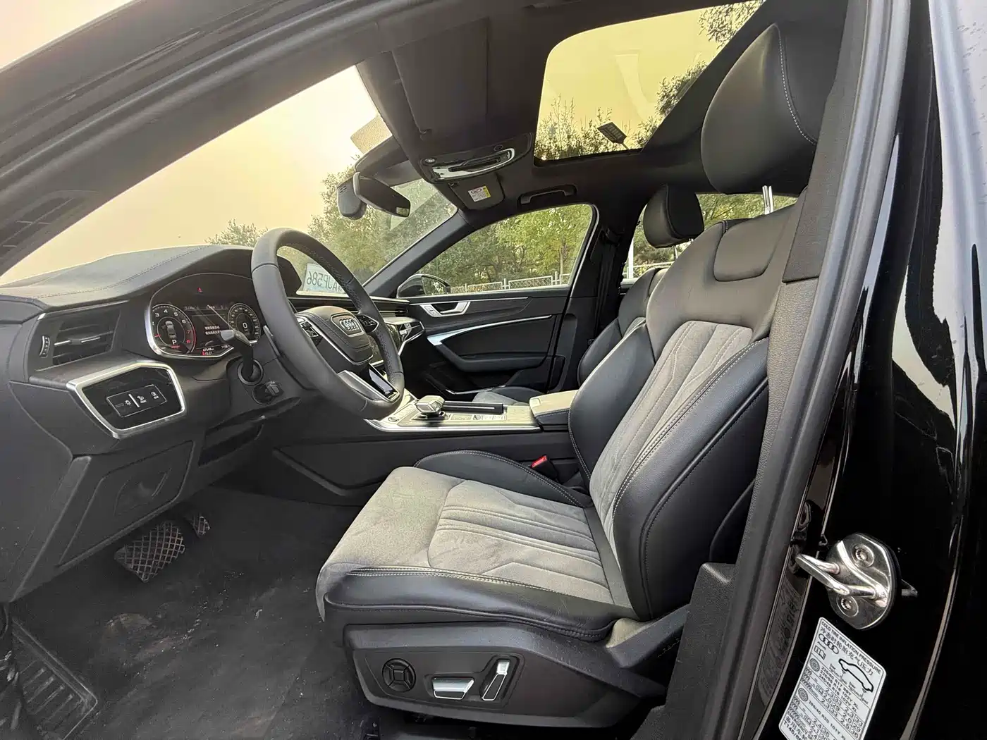 Audi A6L 2023 45 TFSI Premium Selection Dynamic фото 7