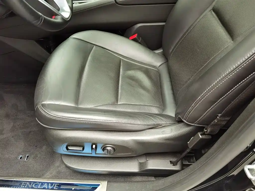 Buick Enclave 2020 28T 2WD Premium Model фото 20
