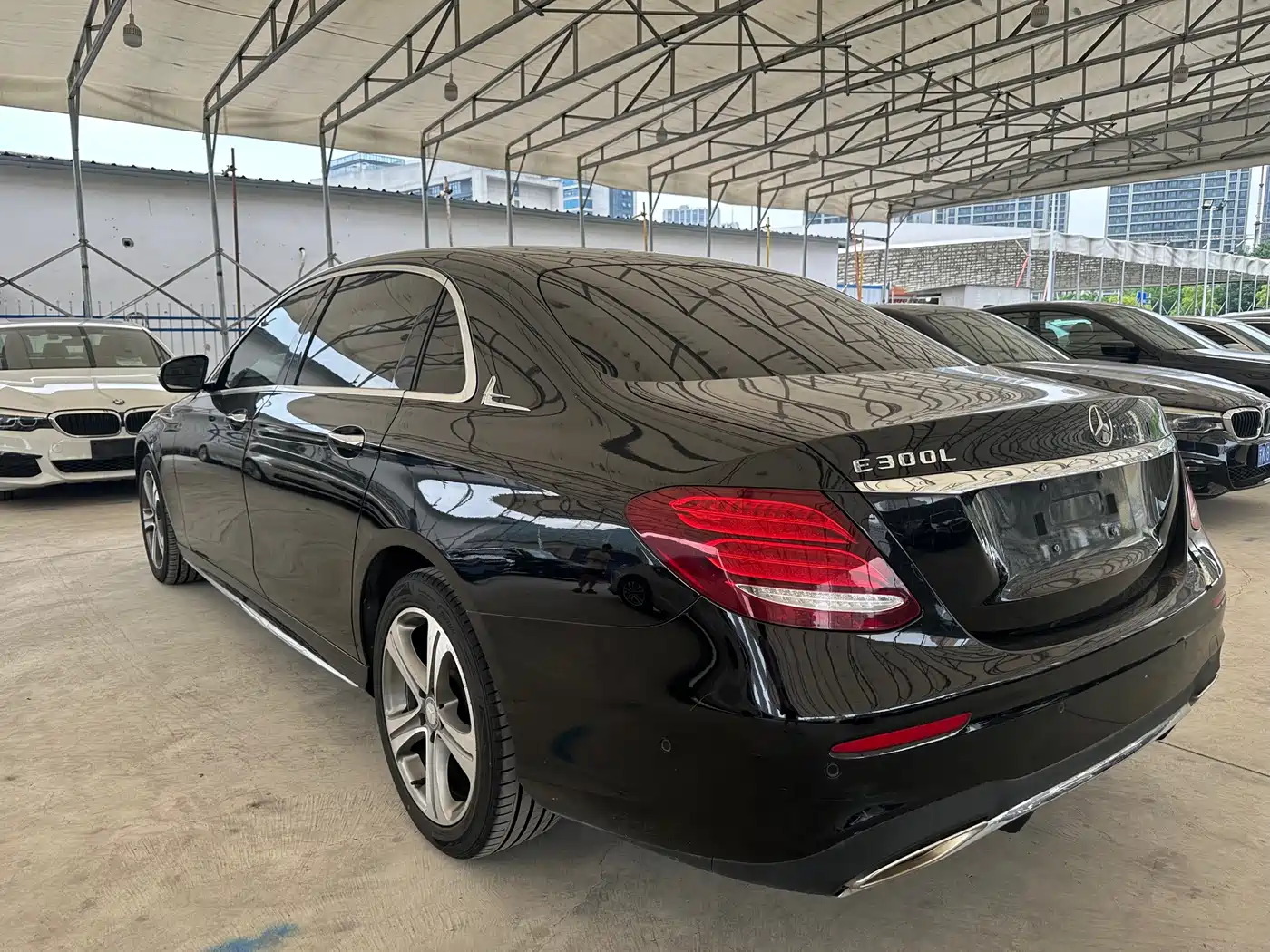 Mercedes-Benz E-Class 2016 E 200 L Sport Type фото 6