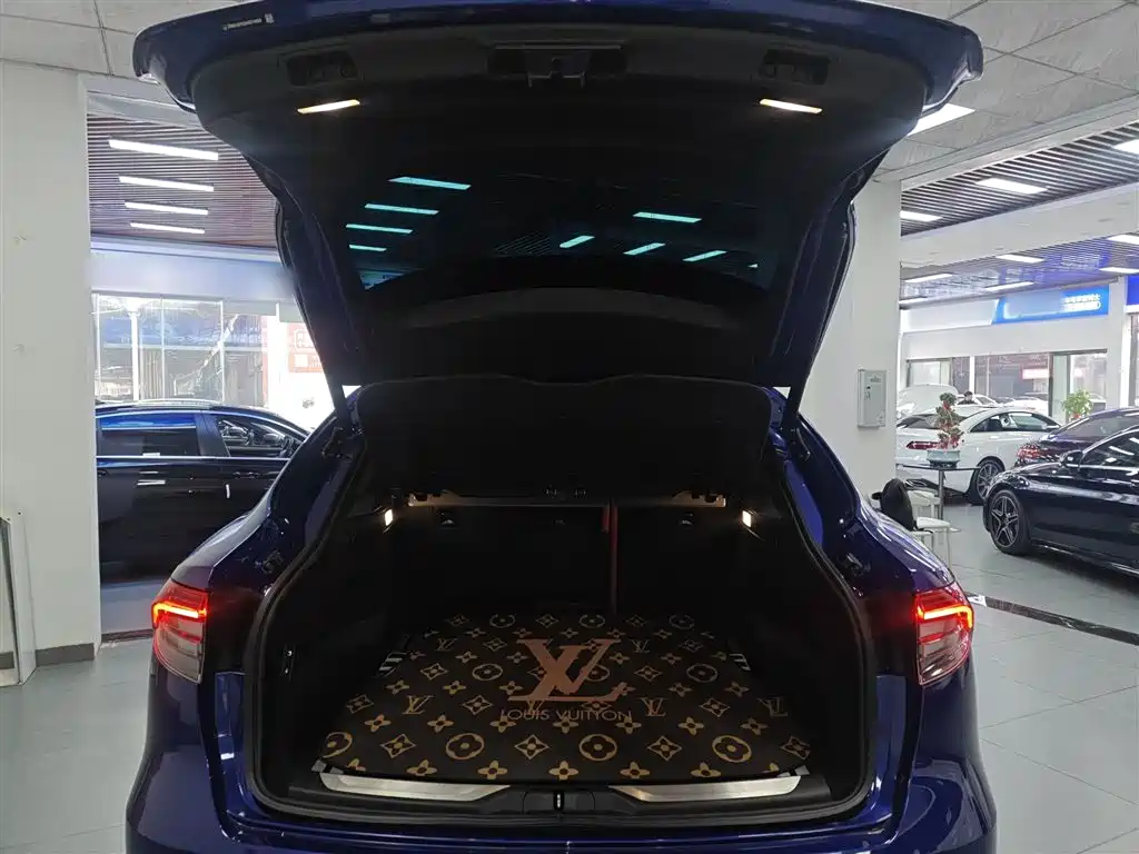 Maserati Levante 2016 2016 3.0T Standard