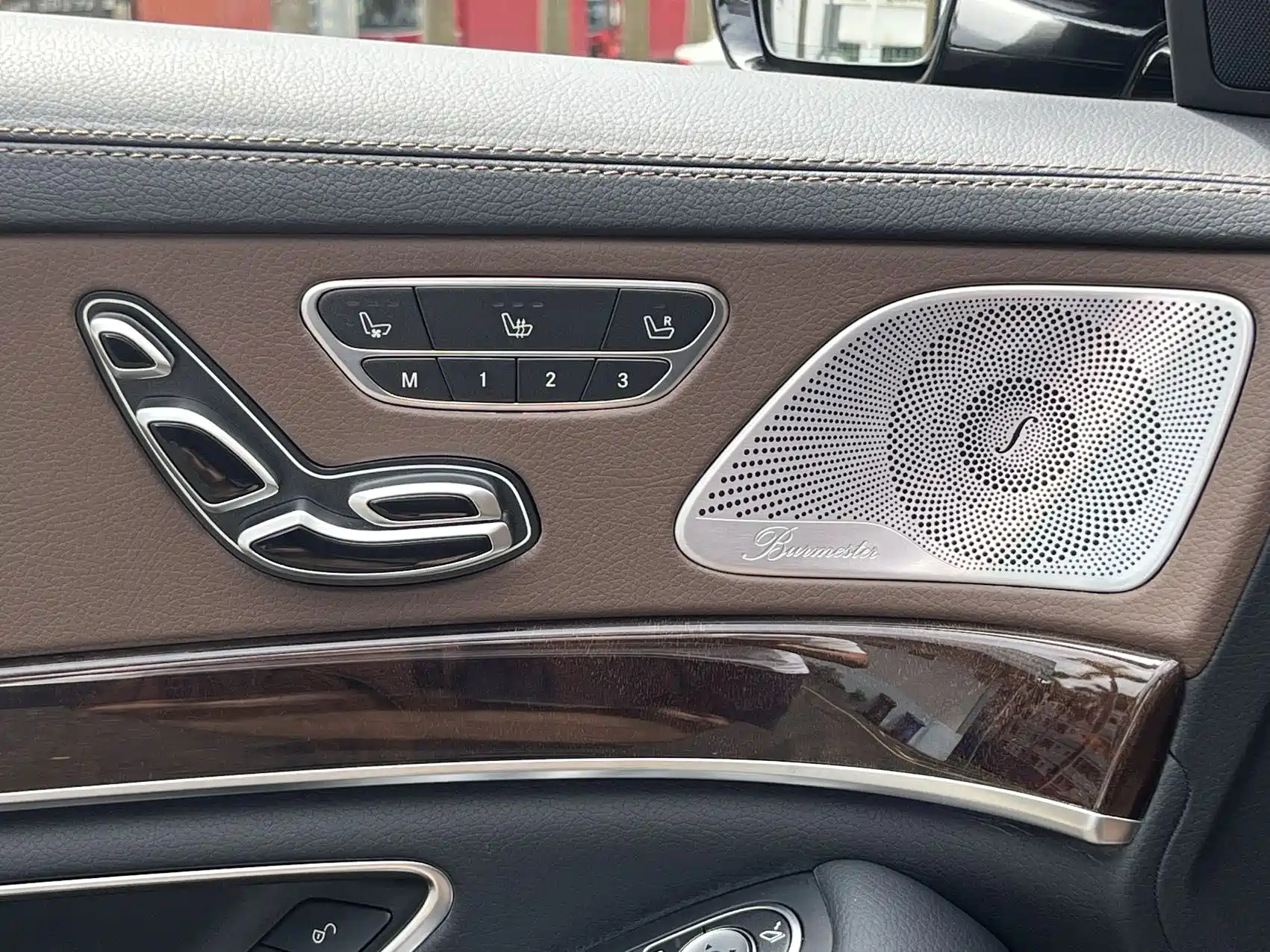 Фото 11 - Mercedes-Benz S-Class