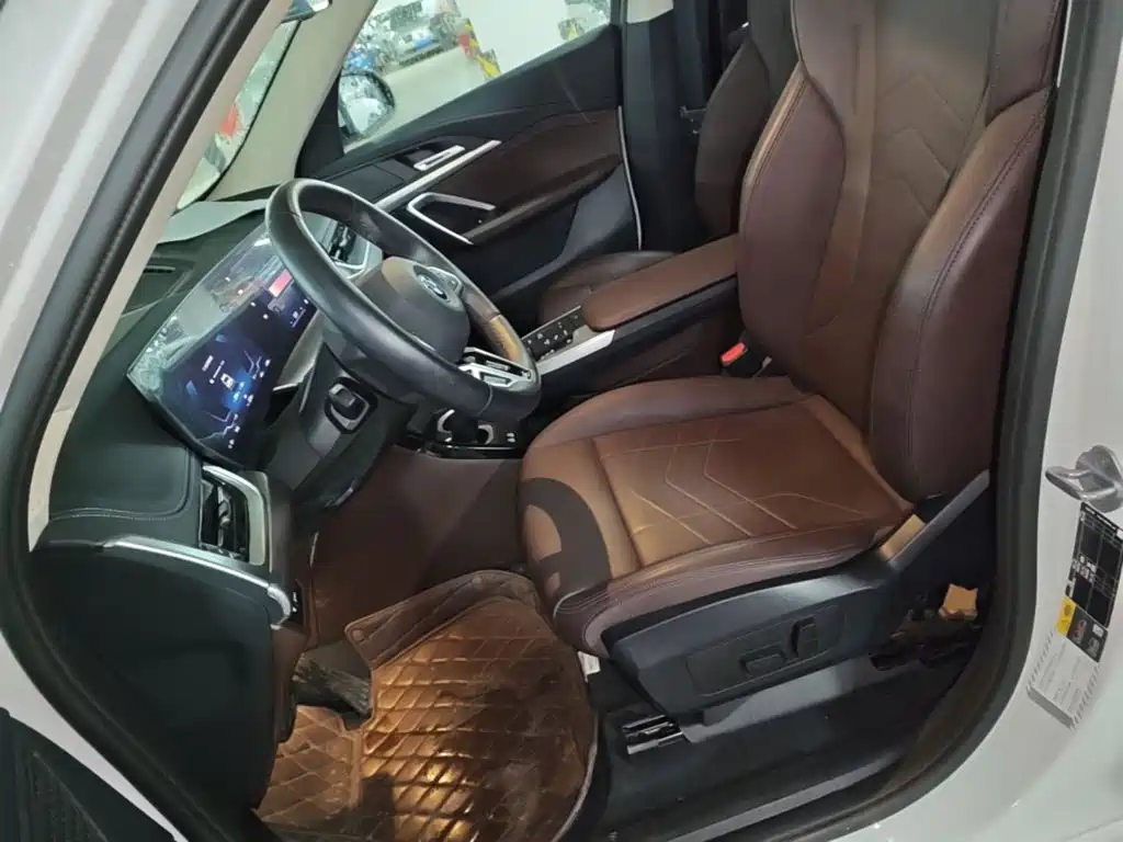BMW iX1 2025 2025 eDrive25L M Sport Package