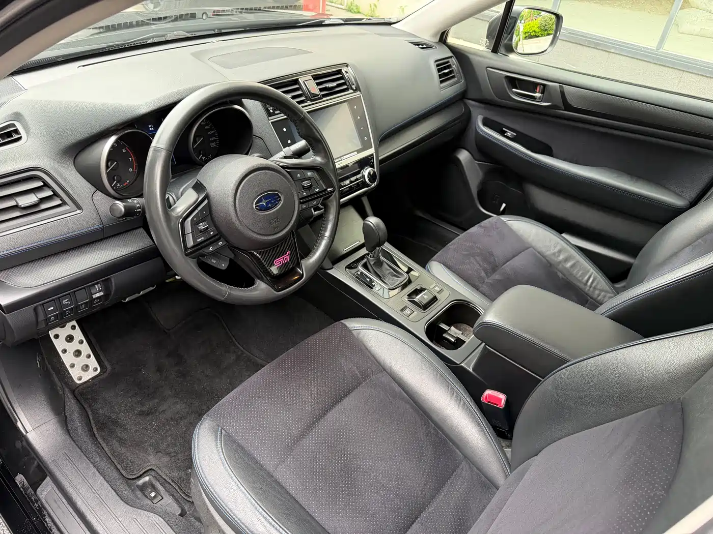 Subaru Legacy 2020 Facelift 2.5i Honor Limited Edition EyeSight фото 12