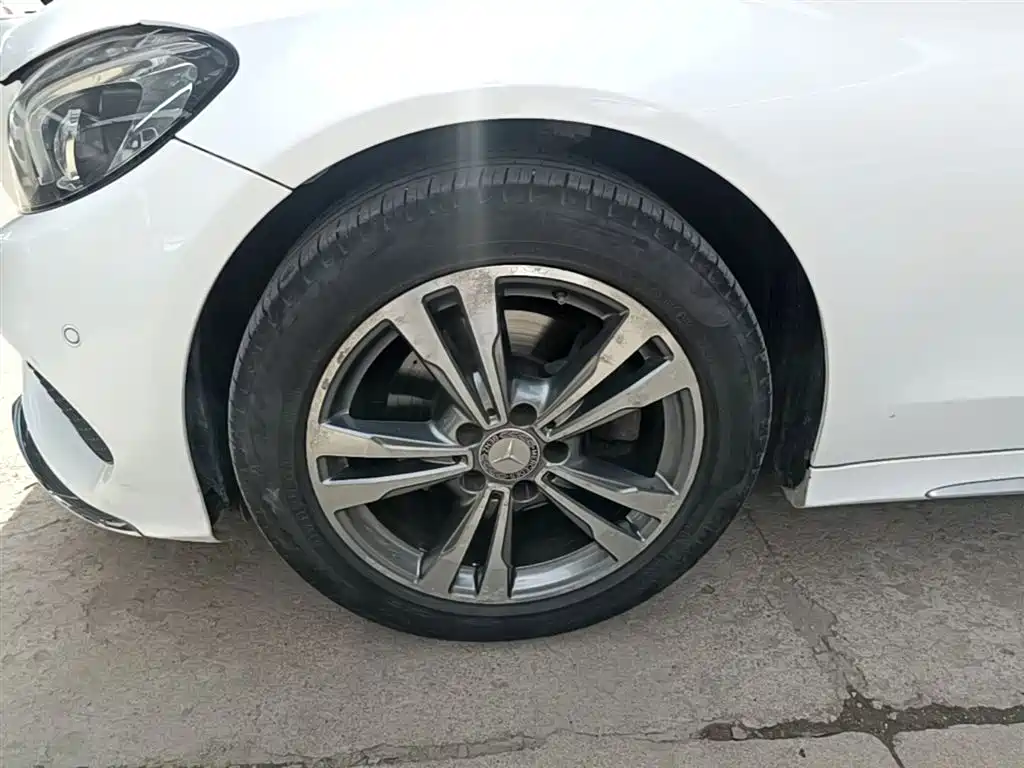 Mercedes-Benz C-Class 2016 C 200 L Sport фото 23