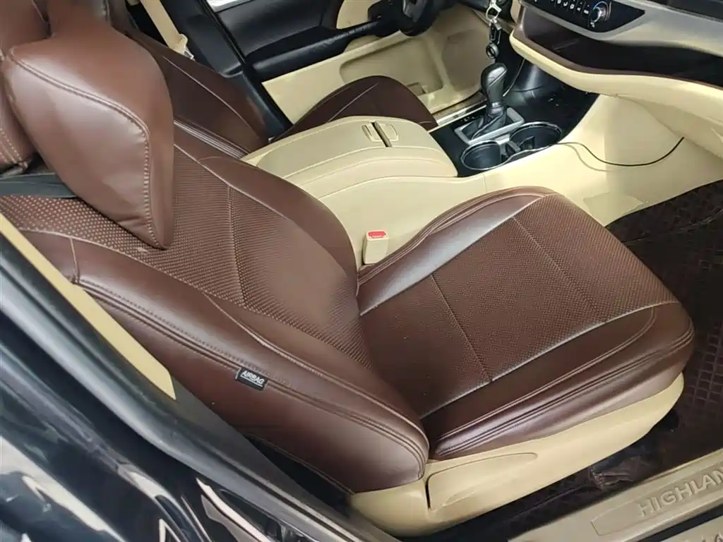 Toyota Highlander 2018 2.0T 2WD Elite 5-Seater China VI фото 24