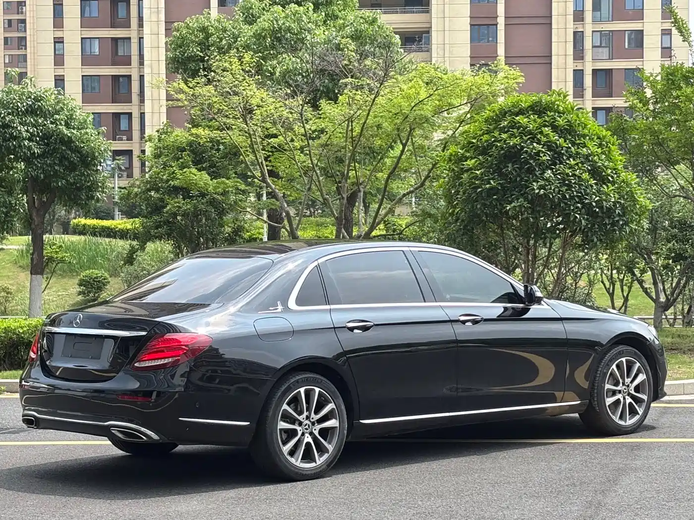 Mercedes-Benz E-Class 2019 Facelift E 300 L Luxury фото 9