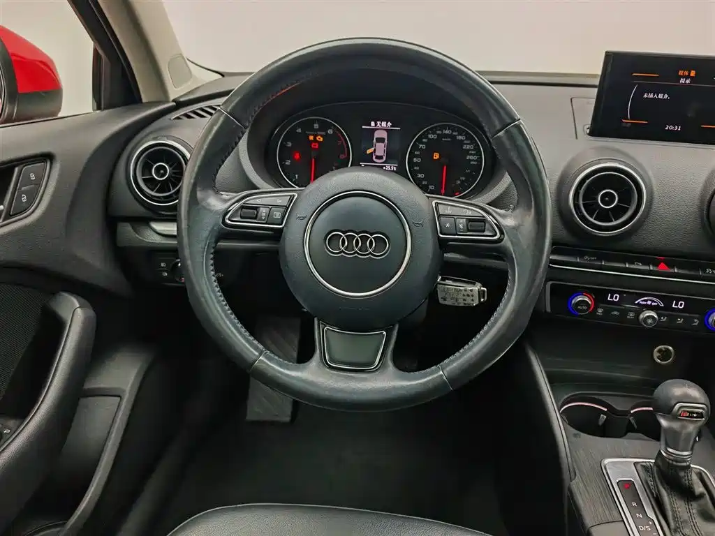 Audi A3 2014 Limousine 35 TFSI Auto Comfort фото 11