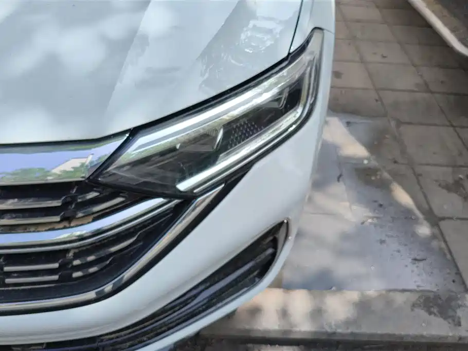 Volkswagen Sagitar 2023 300TSI DSG Surpassing Edition фото 5