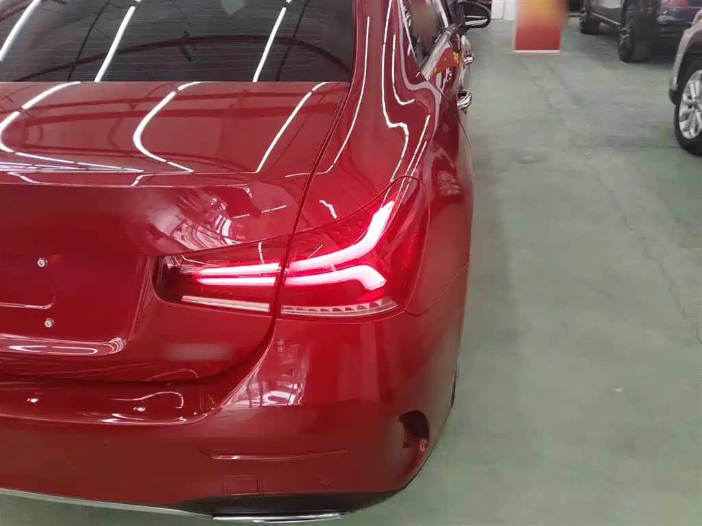 Mercedes-Benz A-Class 2022 A 200 L Sport Sedan Dynamic фото 24