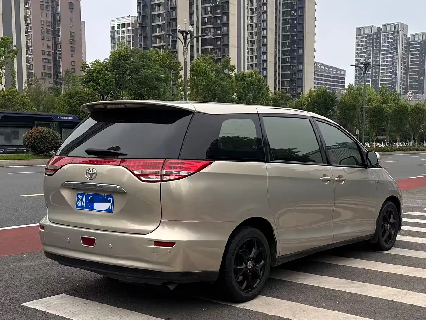 Toyota Previa 2006 Model 2.4L 7-Seater Luxury Edition фото 6