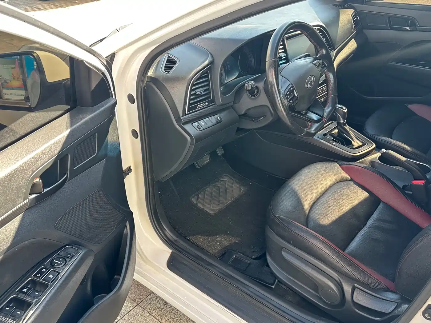 Hyundai Elantra 2016 1.4T DCT Dynamic·Vitality фото 5