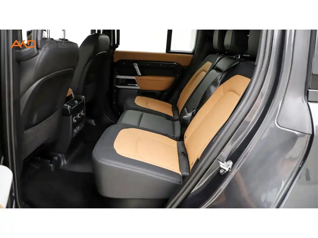 Land Rover Defender 2023 Facelift 110 3.0T P400 X-DYNAMIC HSE фото 7