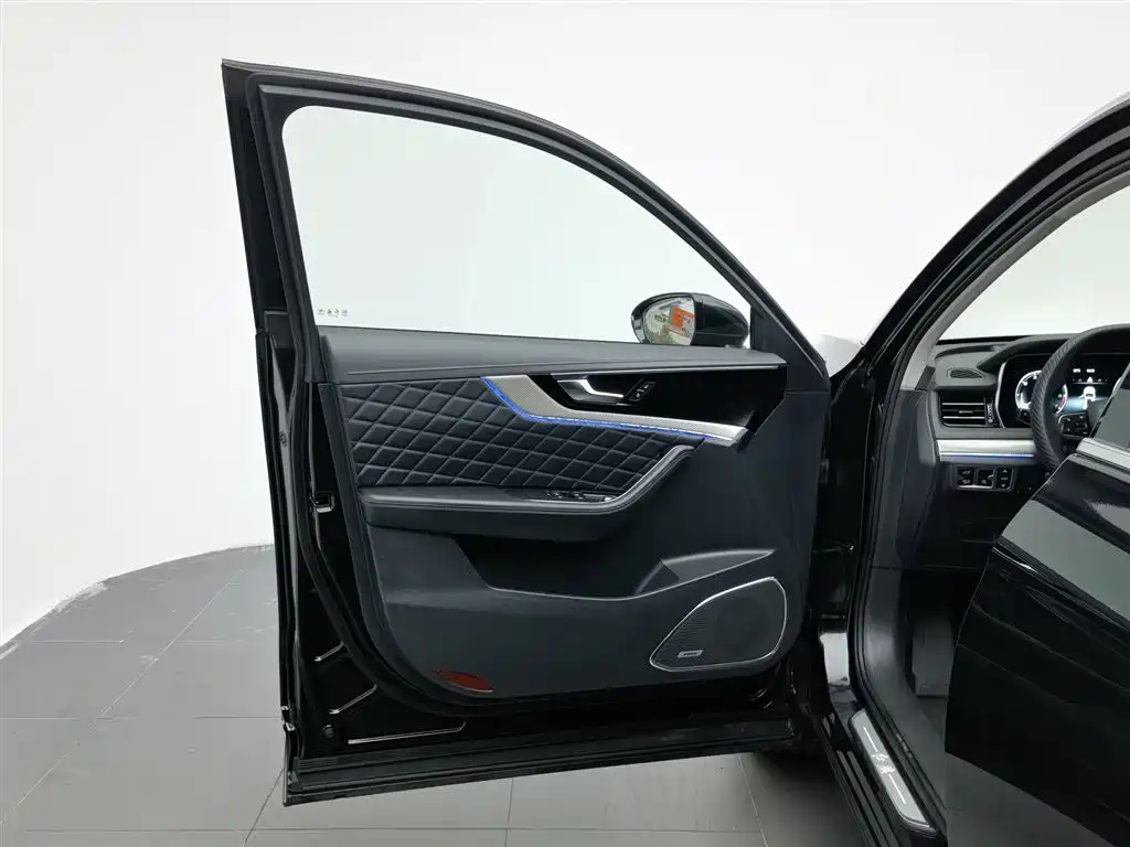 Hongqi HS5 2019 2.0T Smart Connect Enjoy 4WD Edition фото 8