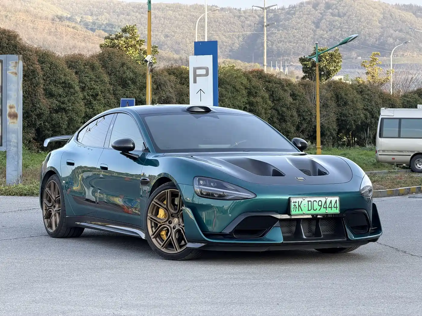 XIAOMI CAR XIAOMI SU7 ULTRA