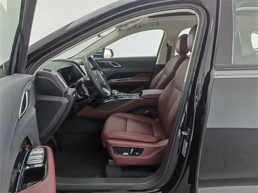 Hongqi HS3 PHEV 2025 125km Jingwei 2 Million Commemorative Edition фото 10