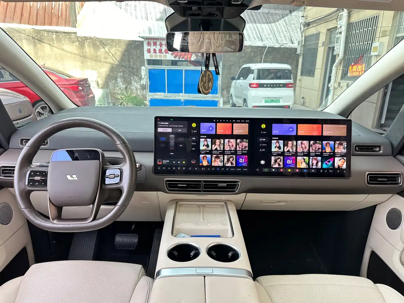 Li Auto MEGA 2025 2024 Ultra