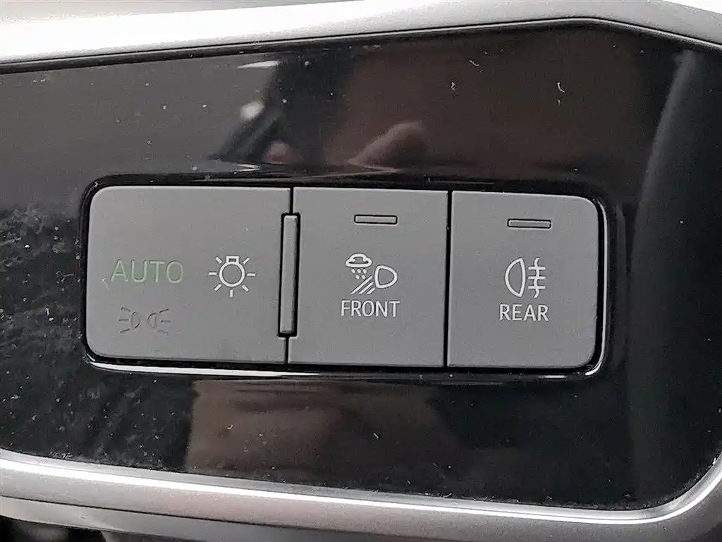 Audi A6L 2020 40 TFSI Luxury Dynamic фото 21