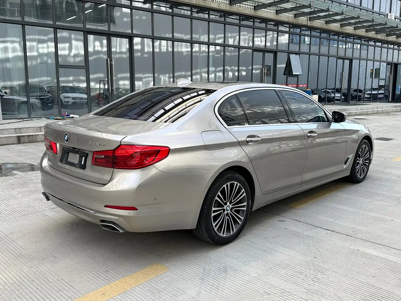 BMW 5 Series 2018 Facelift 530Li Exclusive Luxury Package фото 6