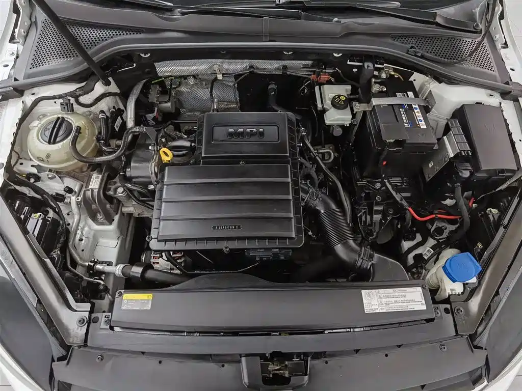 Volkswagen Golf 2018 1.6L Automatic Comfort фото 6