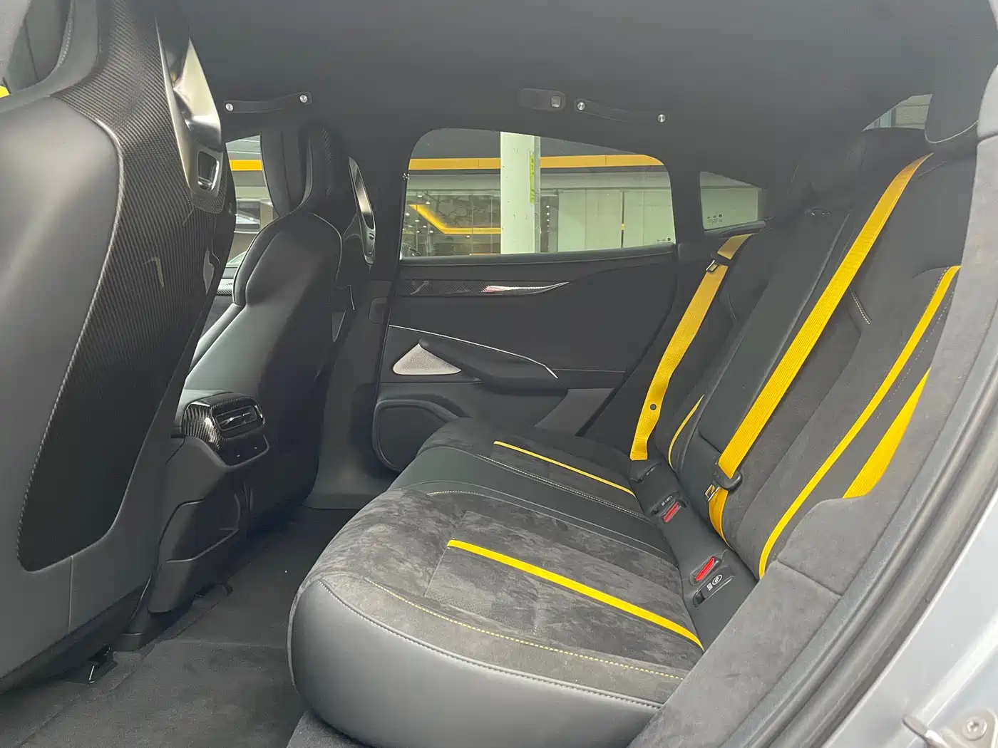 XIAOMI CAR XIAOMI SU7 ULTRA