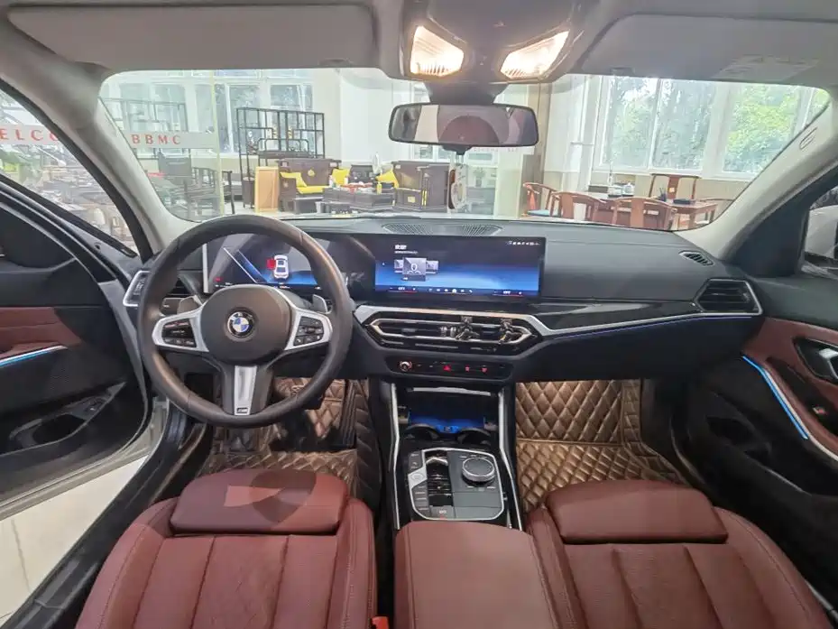 BMW 3 Series 2024 325Li M Sport Package фото 8