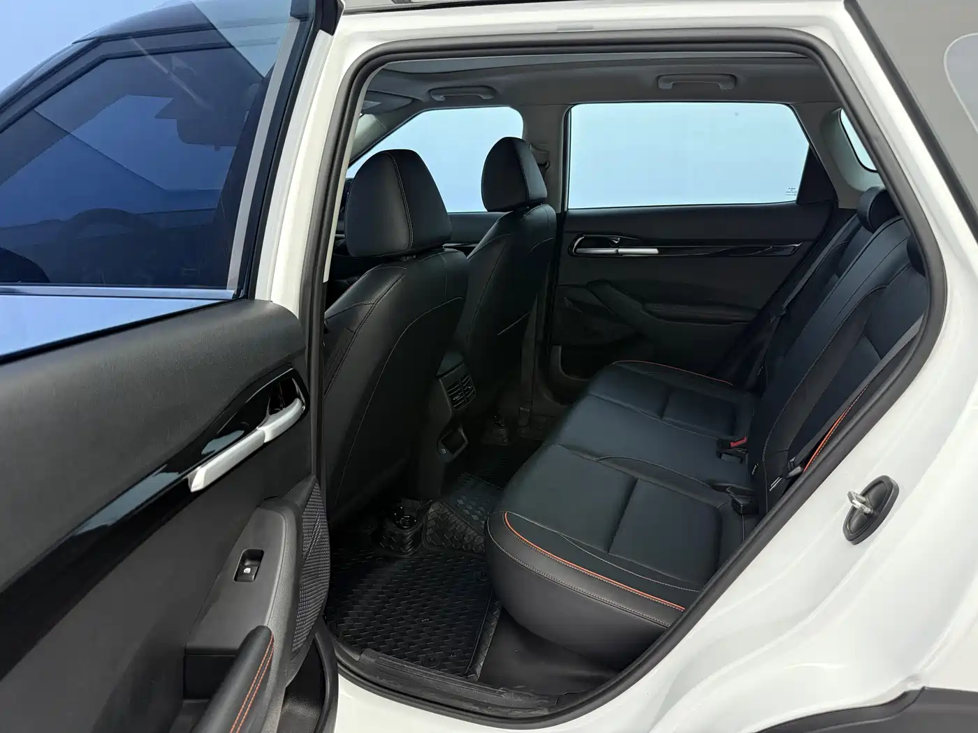 Kia Seltos 2023 1.5L CVT Luxury Edition фото 13