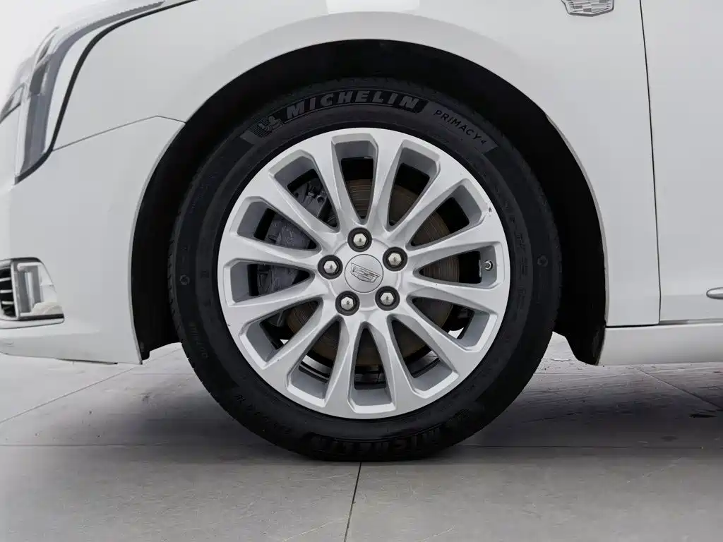 Photo 17 - Cadillac XTS