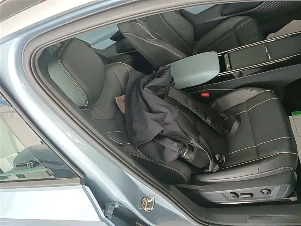 Volkswagen ID.4 X 2025 Smart Pure Intelligent Edition фото 25