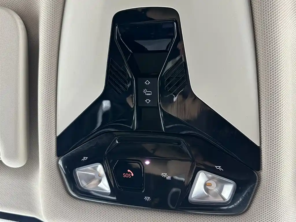 BMW X1 2023 sDrive20Li X Design Package фото 17