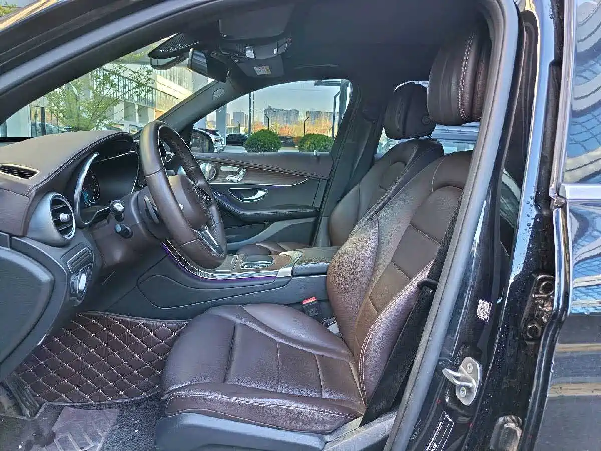 Mercedes-Benz GLC 2022 Facelift GLC 300 L 4MATIC Dynamic Collector's Edition фото 12
