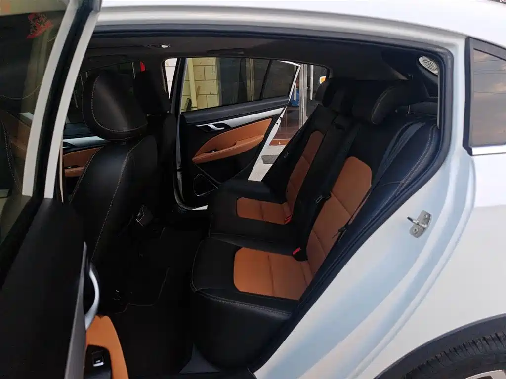 Geely Vision S1 2018 2018 1.4T CVT Sharp Enjoy