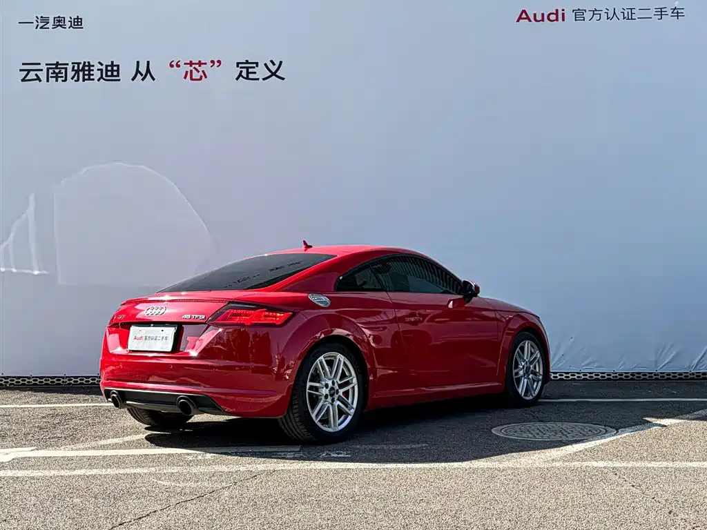 Audi TT 2015 TT Coupe 45 TFSI фото 4