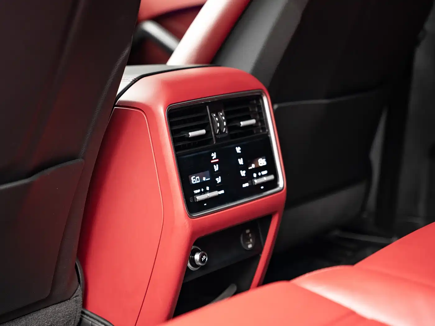 Porsche Cayenne 2018 Cayenne 3.0T фото 14