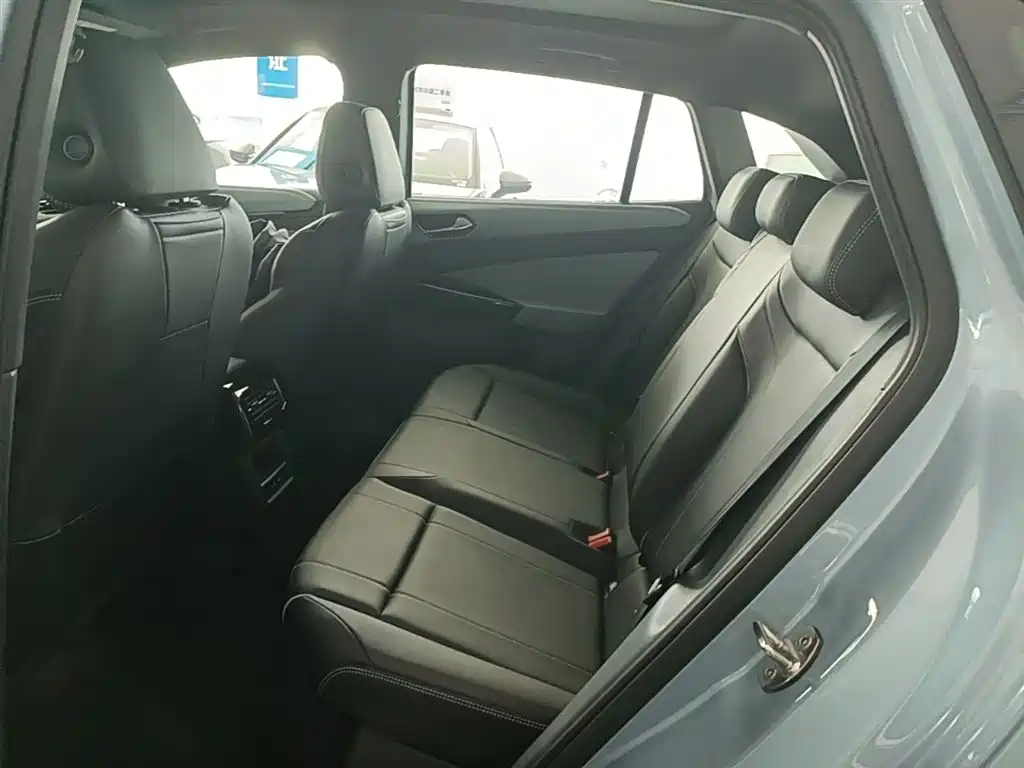 Volkswagen ID.4 X 2025 Smart Pure Intelligent Edition фото 17