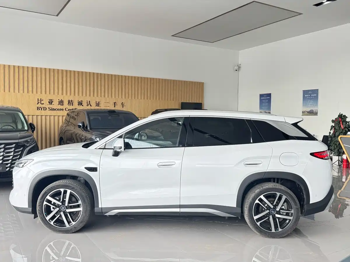 2026 BYD Song L DM-i