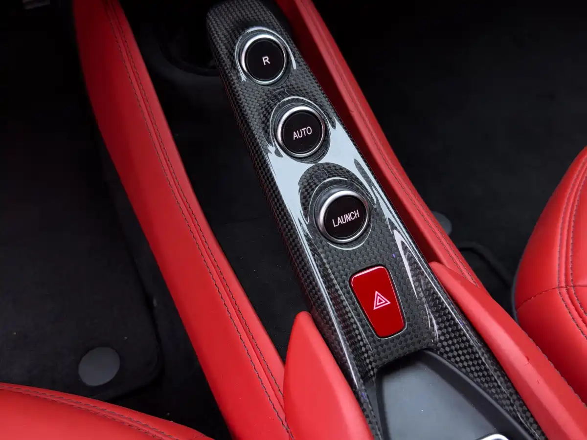 Ferrari F8 2022 2019 Tributo 3.9T V8