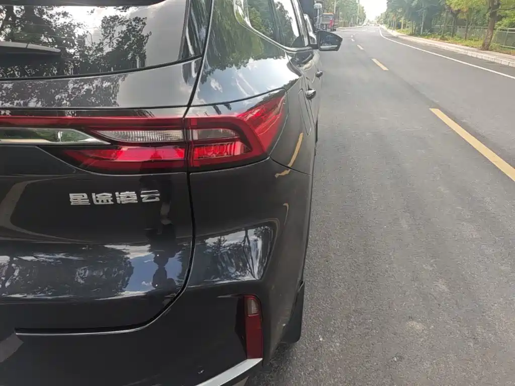 Exeed Lingyun 2022 2021 400T 2WD Star Elite Edition