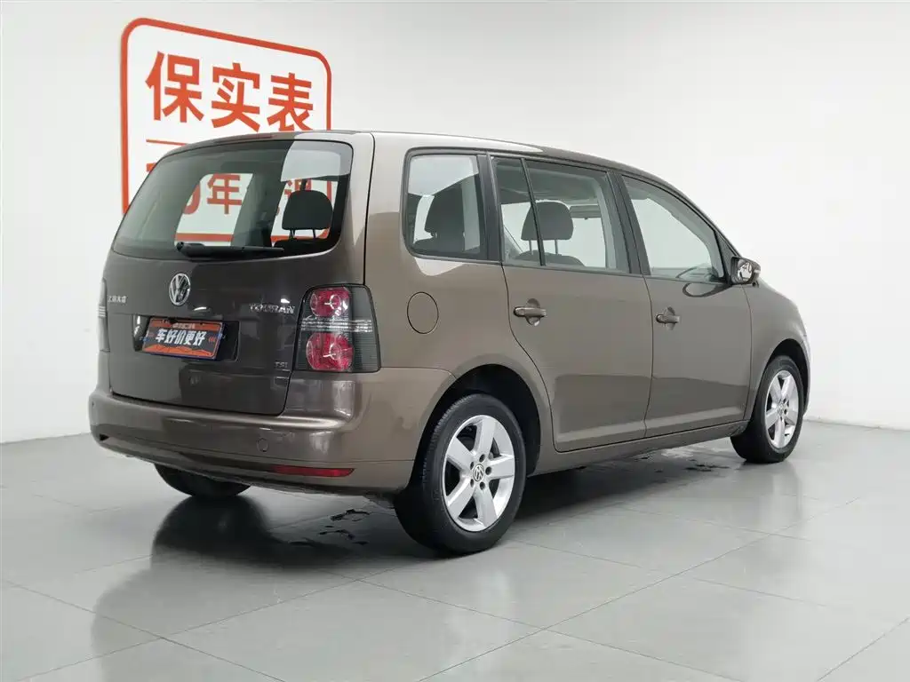Volkswagen Touran 2013 1.4T Manual Trend 5-seater фото 2