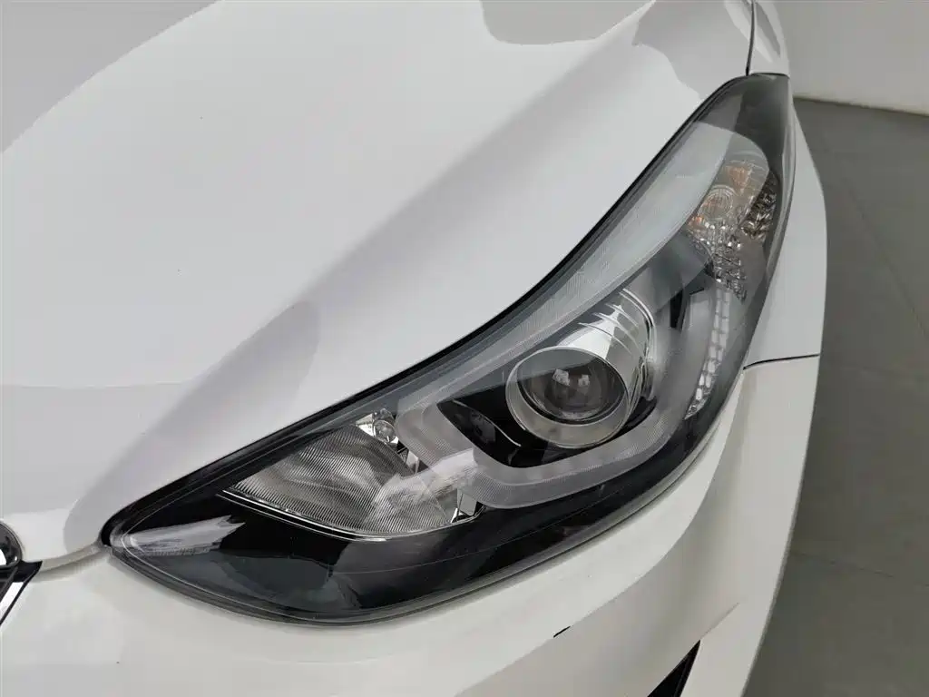 Hyundai Langdong 2016 1.6L Automatic Smart Edition фото 7