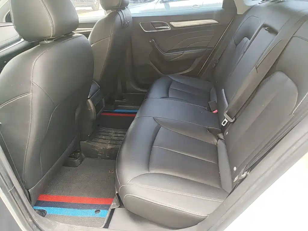 Roewe i6 2018 2018 20T Automatic Flagship Edition