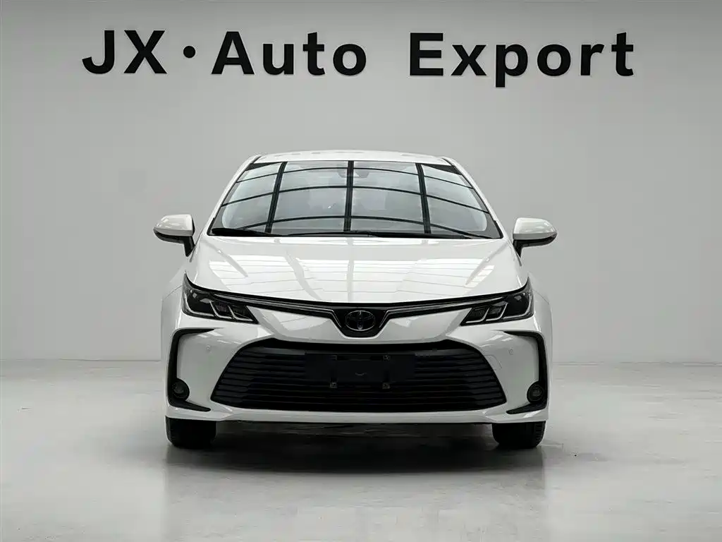 Toyota Corolla 2022 1.2T S-CVT Pioneer PLUS Edition фото 2