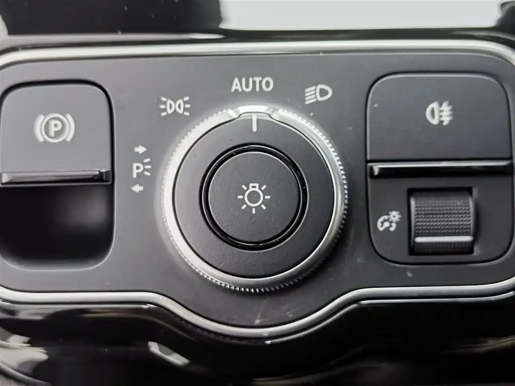 Mercedes-Benz CLA (Import) 2023 CLA 200 Shooting Brake фото 21