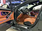 Photo 4 - Mercedes-Benz S-Class