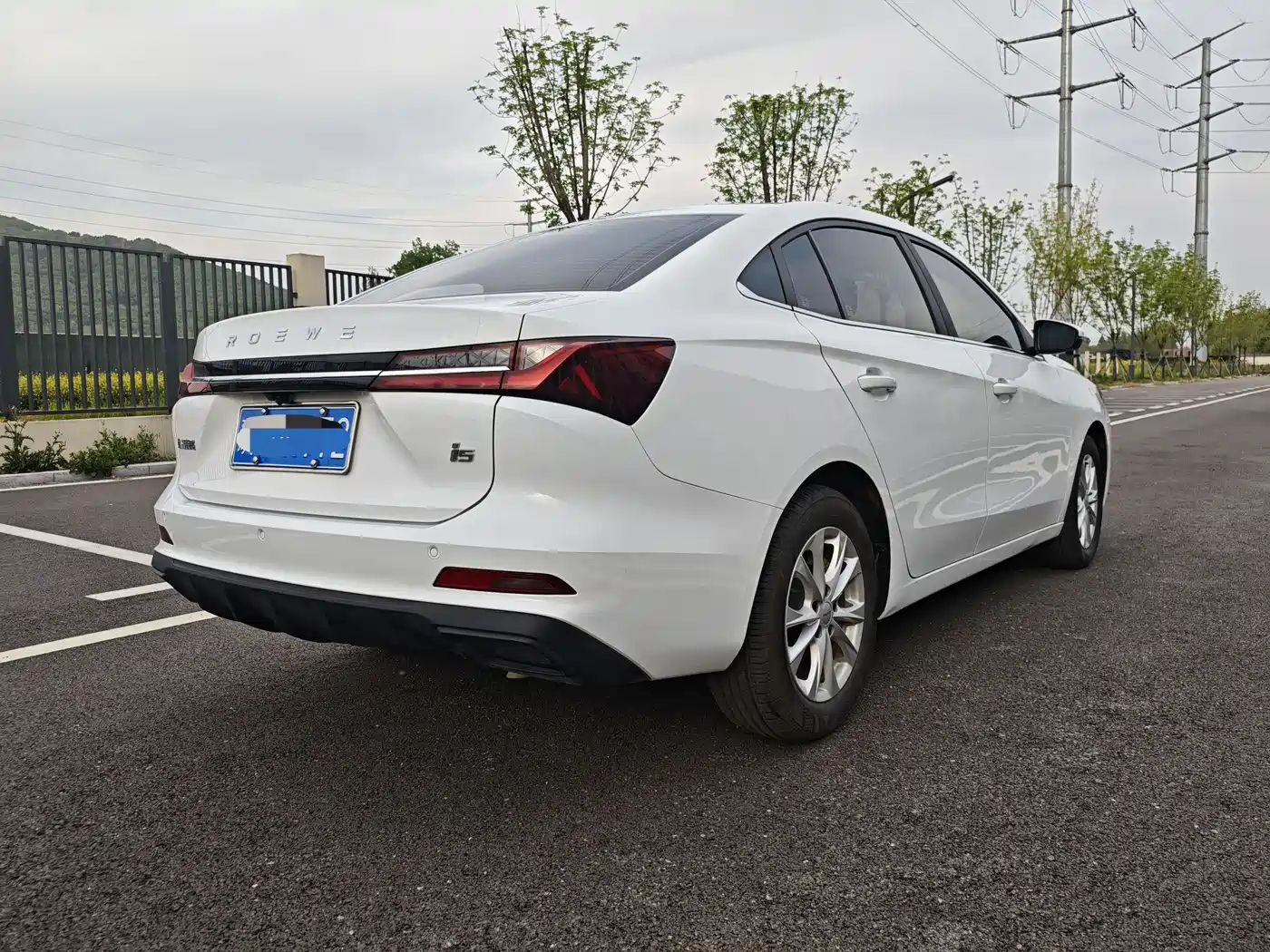 ROEWE I5