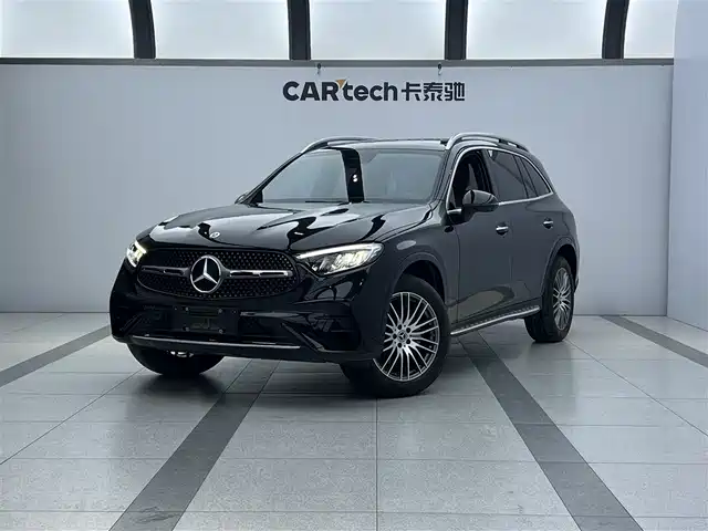 MERCEDES-BENZ GLC